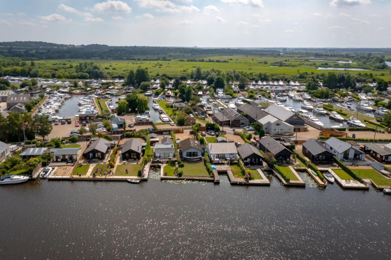 River View - Norfolk Broads Brundall Exterior photo
